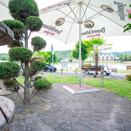 Wellness Am Rheinufer